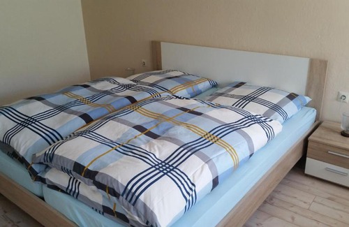 Bad Schmiedeberg Appartement | Ferienwohnung "Am Weinberg"