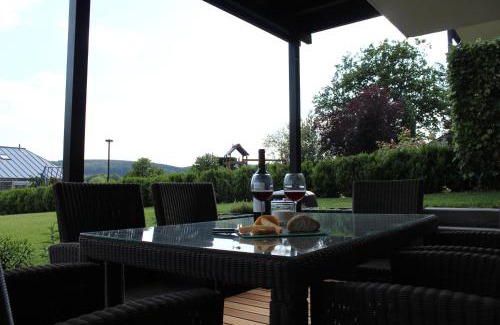 Wamel Appartement | Ferienwohnung Am Fischteich