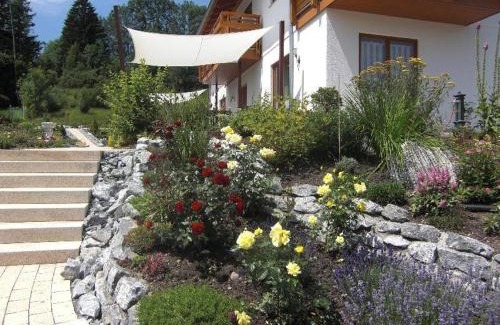 Oberkirch Appartement | Ferienwohnung-am-Rosengarten
