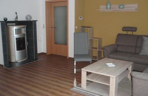 Angelhausen-Oberndorf Appartement | Ferienwohnung am Schloßberg