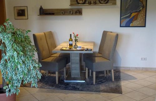 Brohl-Lutzing Appartement | Ferienwohnung Am Waldrand