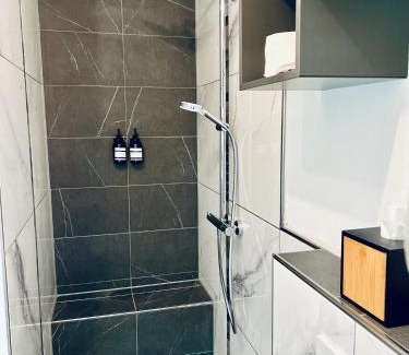 Luegde Appartement | Ferienwohnung an der Stadtmauer und Turmblick