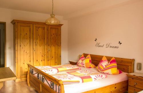 Riedenburg Appartement | Ferienwohnung Andrea
