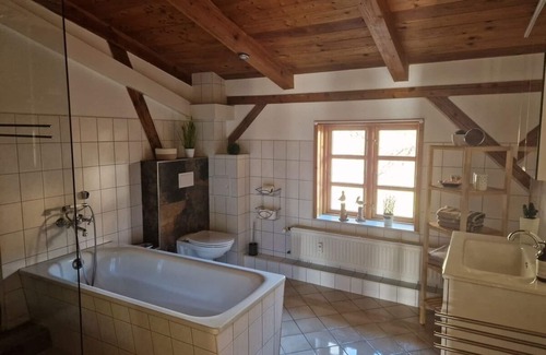 Marlow Appartement | Ferienwohnung/app. für 6 Gäste mit 105m² in Marlow