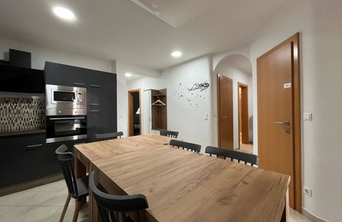 Sankt Polten Appartement | Ferienwohnung/app. für 8 Gäste mit 85m² in St. Pölten