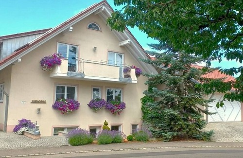 Tettnang Appartement | Ferienwohnung/app. für 8 Gäste mit 80m² in Tettnang