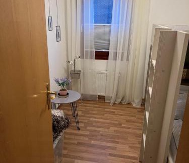 Waldeck Appartement | Ferienwohnung Arnstein Nr 1