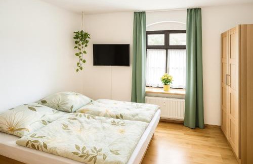 Lichtenwalde Appartement | Ferienwohnung auf der Schlossallee