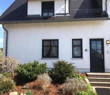 Gross Zicker Appartement | Ferienwohnung auf Rügen mit Boddenblick