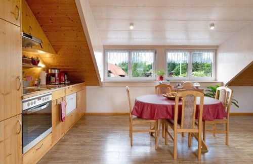 Ibach Appartement | Ferienwohnung Blasi mit Alpensicht