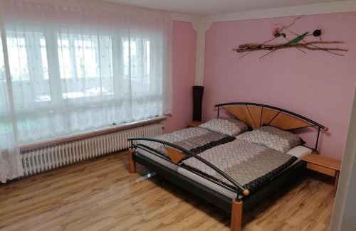 Ichenhausen Appartement | Ferienwohnung Blau