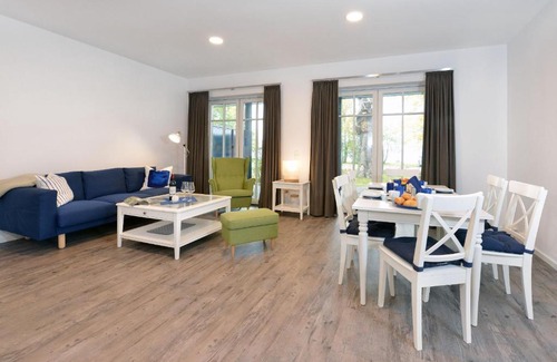 Ralswiek Appartement | Ferienwohnung Blaues Haus App 2 in Ralswiek