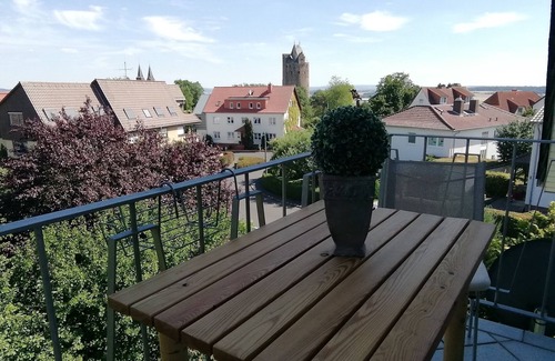 Fritzlar Appartement | Ferienwohnung Blick zum Grauen Turm