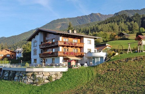 Arzl im Piztal Appartement | Ferienwohnung Brunelle - Appartementhaus Lechner