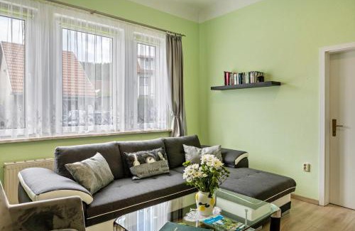 Plaue Appartement | Ferienwohnung Burgblick