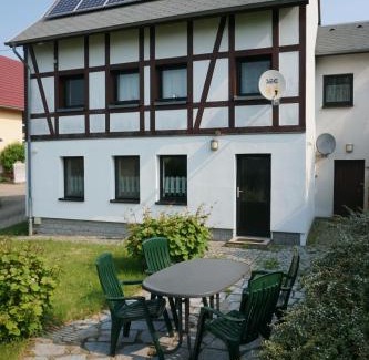 Kubschuetz Appartement | Ferienwohnung Czornebohblick