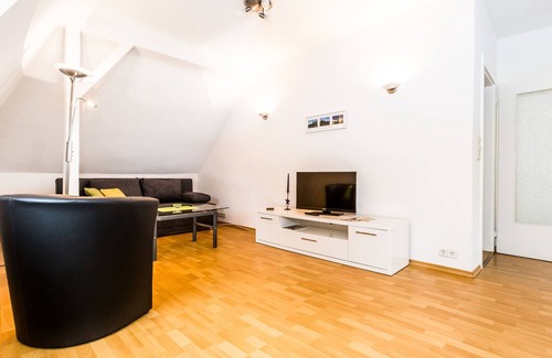 Bensberg Appartement | Ferienwohnung Bergisch-gladbach Bensberg B12, 56qm, 1 Schlafzimmer, 1 Wohn-/schlafzimmer, Max. 3 Personen
