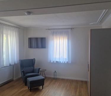 Heuchelheim-Klingen Appartement | Ferienwohnung im Weingut Krämerhof