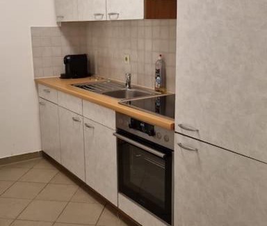 Liesing Appartement | Ferienwohnung direkt an der U6