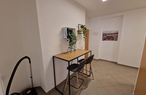 Liesing Appartement | Ferienwohnung direkt an der U6