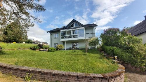 Ulmen Appartement | Ferienwohnung Eifelrose