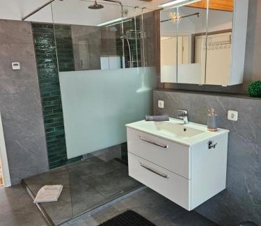 Mechernich Appartement | Ferienwohnung Emely