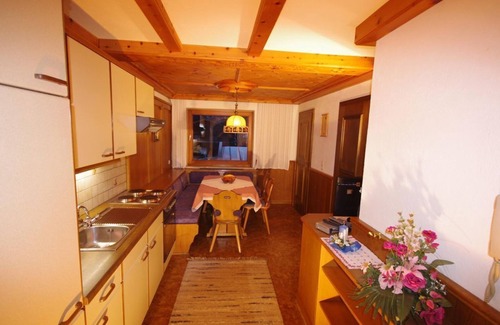 Arzl im Piztal Appartement | Ferienwohnung Enzian - Appartementhaus Lechner