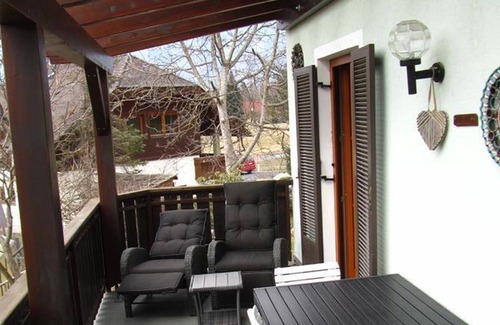 Ferndorf Appartement | Ferienwohnung für 2-4 Personen mit Großem Balkon - Bartlbauerhof