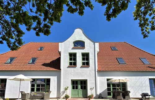 Kenz-Kustrow Appartement | Ferienwohnung Feldhase - Gutshaus Kranichflug