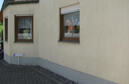 Herbsleben Appartement | Ferienwohnung Gelhausen