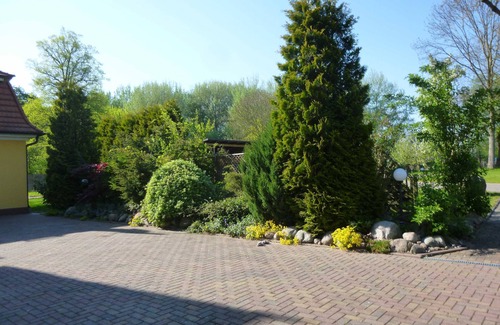 Garz/Rugen Maison | Ferienwohnung Gesindezimmer - Herrenhaus Poppelvitz