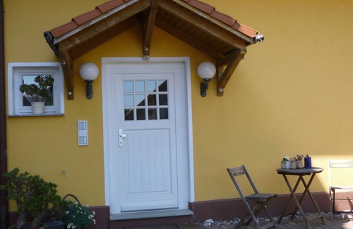 Garz/Rugen Maison | Ferienwohnung Gesindezimmer - Herrenhaus Poppelvitz
