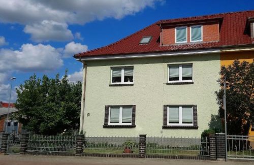 Teterow Appartement | Ferienwohnung Grapatin