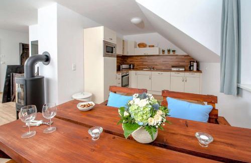 Neuendorf Appartement | Ferienwohnung Hafen