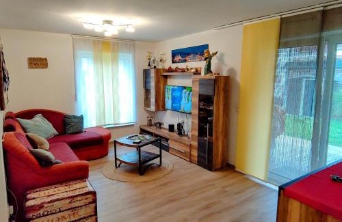 Ichenhausen Appartement | Ferienwohnung Happy