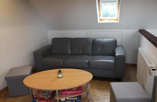Emden Appartement | Ferienwohnung Haus Am Wasser In Emden