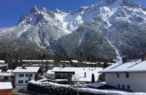 Mittenwald Appartement | Ferienwohnung Haus Bergesruh