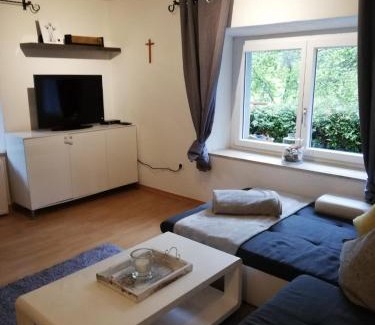 Imst Appartement | Ferienwohnung Haus File