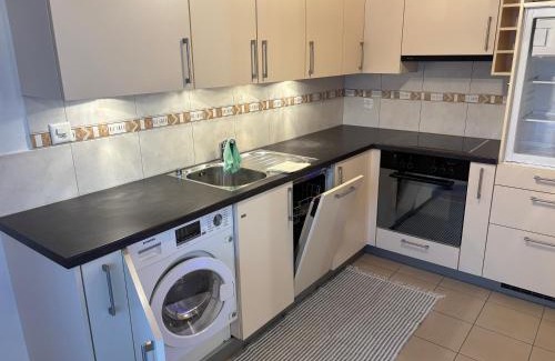 Ernen Appartement | Ferienwohnung Haus Mühlebach