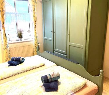 Ditzum Appartement | Ferienwohnung Haus Schwalbennest OG