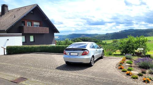Duedinghausen Appartement | Ferienwohnung Haus Weitblick