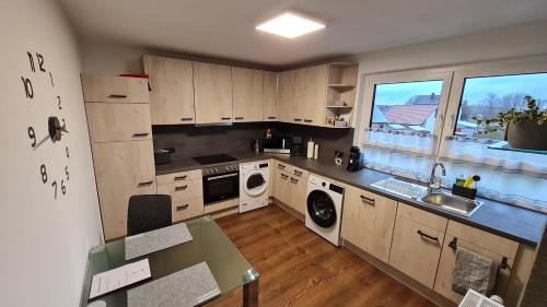 Calden Appartement | Ferienwohnung Helfensteinblick