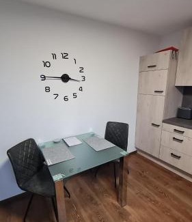 Calden Appartement | Ferienwohnung Helfensteinblick