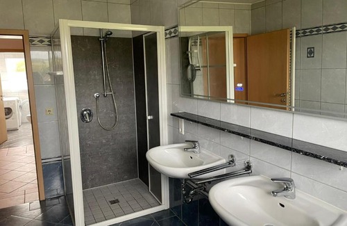 Medebach Appartement | Ferienwohnung Hellwig