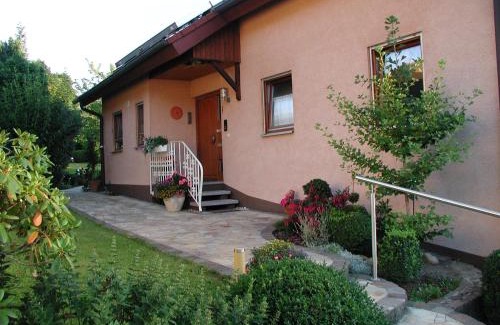 Steinbach Appartement | Ferienwohnung Herrnberg