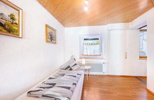 Engen Appartement | Ferienwohnung Hewenpanorama 1