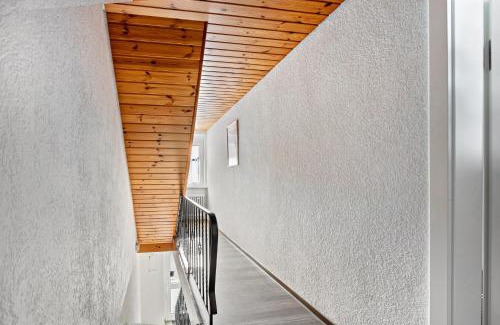 Engen Appartement | Ferienwohnung Hewenpanorama