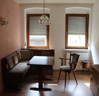Weisel Appartement | Ferienwohnung Hofmann