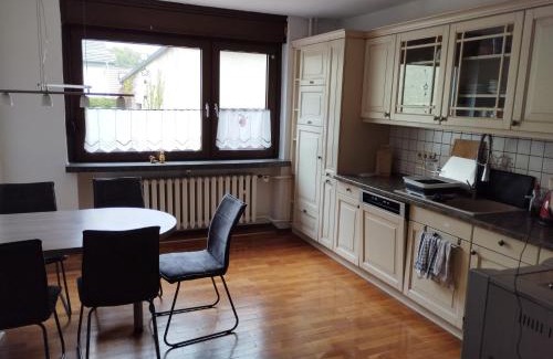 Kreuzebra Appartement | Ferienwohnung Hohenberg