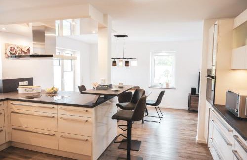 Burbach Appartement | Ferienwohnung "iewer der Schaff" - KEINE Monteurzimmer